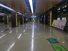 -南京西路(地铁站)