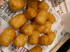 -The Habit Burger Grill 哈比特汉堡(世博店)