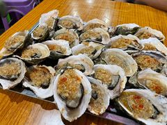 -蚝哥花姐湛江烤生蚝(美丽湾市场店)