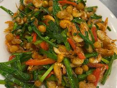 韭菜炒河虾-江湖黑大兔(杨家坪店)
