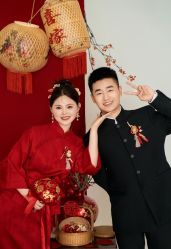 -喜爱高定婚纱摄影