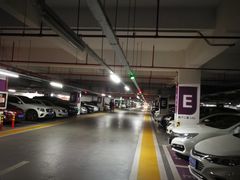 -万象城-停车场