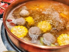 招牌牛腩骨汤锅-牛村来人潮汕牛肉火锅(西单店)