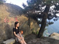 -罗田薄刀峰风景区