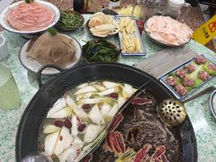 -鸿姐老火锅(疁城新天地店)