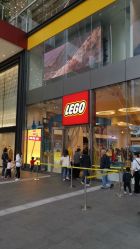 -乐高品牌旗舰店(人民广场店)