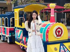 -王府井奥莱临潼小镇(临潼店)