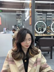 -藤野造型烫发染发