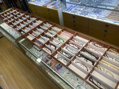 -广州宝岛眼镜武汉和光眼镜市场西区店