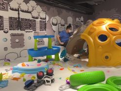 -MINI MARS KIDS CLUB亲子家庭中心(长宁天山店)