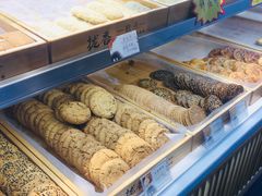 -拢香糕点(万达店)