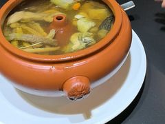 -桥边小楼·手工云南菜·古城观景小楼