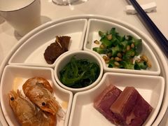 -梅龙镇酒家(南京西路总店)