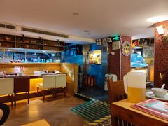 -Lia Cafe Bar Restaurant松山咖啡屋