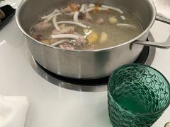 -喃喃椰·糟粕醋·椰子鸡火锅(七堡花园店)