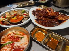 -草家酱蟹炭火烤肉店(珲春南路一店)