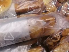 浓郁蒜香法棍-巴黎贝甜(乌鲁木齐北京路汇嘉店)