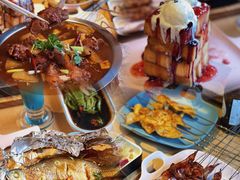 -街角等你.大连海鲜烧烤.经典铁板海鲜串(西安路店)