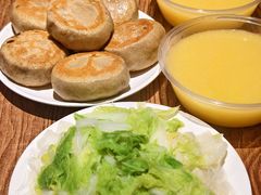 -清真吴记门钉肉饼·喜多利