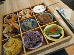 -轻蔬不用等·素食(江苏路店)