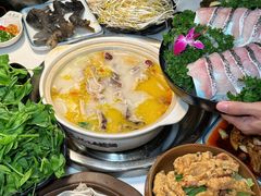 -土连锅·现熬养生汤锅(梁家巷店)