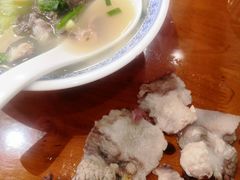 -杨三孃跷脚牛肉(西外棕榈岛店)
