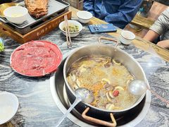 -乳仔牛牦牛汤锅 烤羊排(松潘古城店)