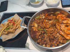 -黄记煌三汁焖锅(新佳丽江汉路店)