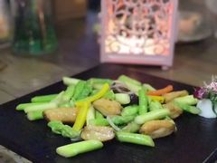 -花溪雨·森林餐厅(石基店)