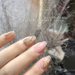 -明洞造型精品烫染