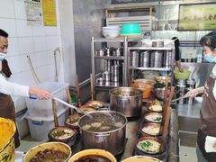 -珀玉莲花白米线店