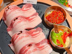 -轻烧烤肉(光谷步行街店)