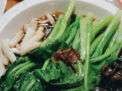 -新白鹿餐厅(百联中环店)