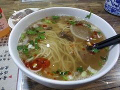 -陇上全荟兰州传统牛肉面(延吉路店)