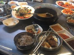 -韩聚屋韩国烤肉餐厅(新北万达店)