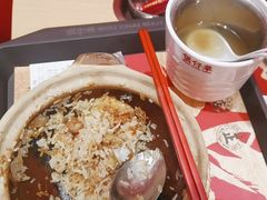 -华记煲仔华·煲仔饭(三元里万科里店)