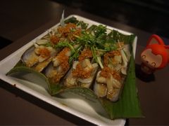 -东海岸人工湖美食村