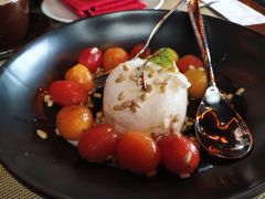 水牛芝士圣女果-YUE·6·西式融合餐厅(外滩六号店)
