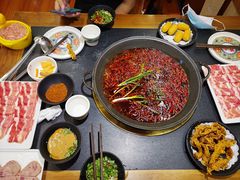 -沸炉重庆老火锅(军事博物馆店)