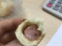芝士香肠小卷-沁屋面包店(人民东路店)