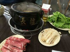 -長疆炭燒羊肉爐(士林店)
