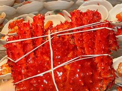 -雍容荟帝王蟹活龙虾展台自助(IFS黑金店)