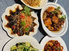 -肥肥虾庄·金牌油焖大虾(杨园滨江时代walk店)