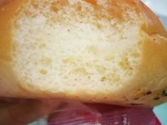 -红宝石·鲜奶小方·海派西点房(丰庄店)