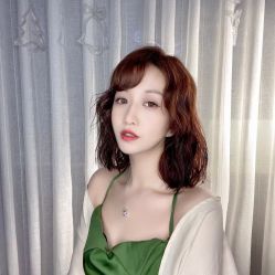 -十六番发型师事务所