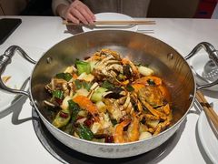 -七欣天香辣蟹火锅(闵行浦江欢乐颂店)