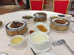 -凤凰楼酒家·粤宴点心(华强北店)