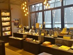 -阅西安新华书店(翠华南路店)