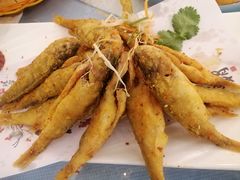 -马尔龙新疆饭店·清真(瑞景店)