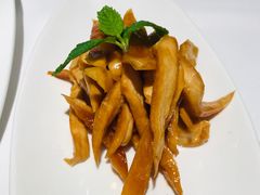-悦泰环球美食自助(金茂旗舰店)